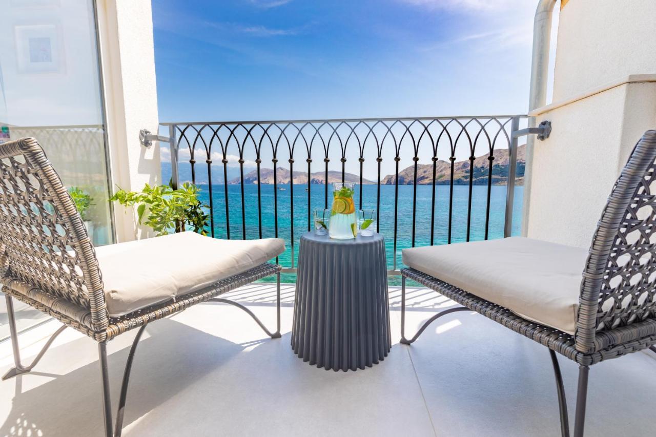 Seafront Baska Apartment Ngoại thất bức ảnh