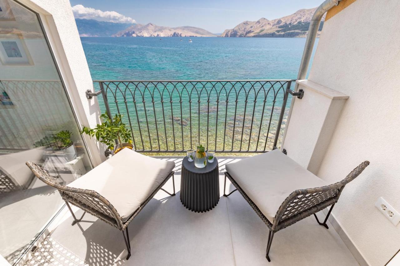 Seafront Baska Apartment Ngoại thất bức ảnh